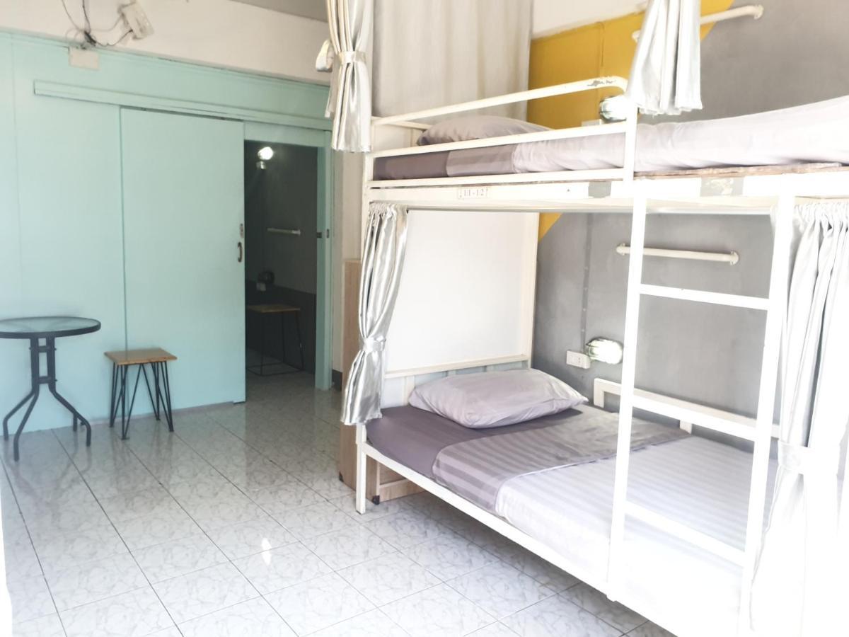 I-Smile & U2 Hostel Τσιάνγκ Μάι Εξωτερικό φωτογραφία